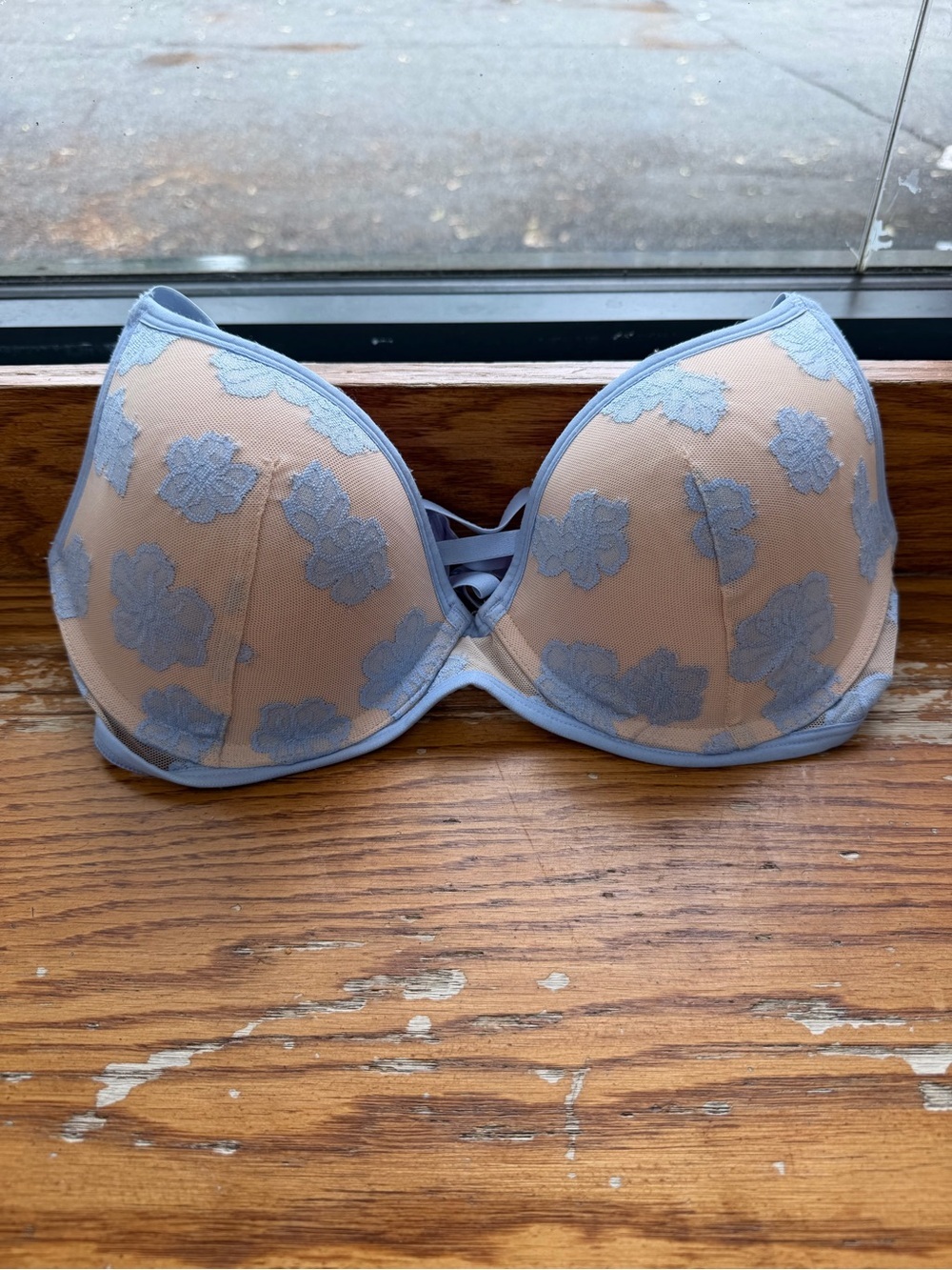 PINK Victoria's Secret Nude Bra with Light Blue Floral Lace